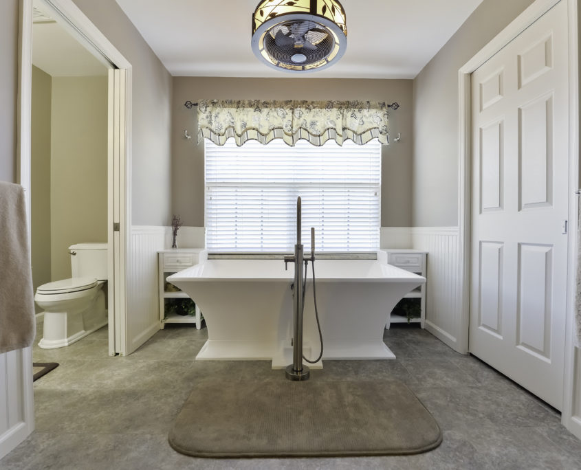 bathroom-remodel-clarksboro-nj freestanding bathtub