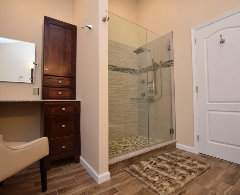 walk in shower and dressing table open design