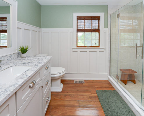 hall bathroom in mickleton nj