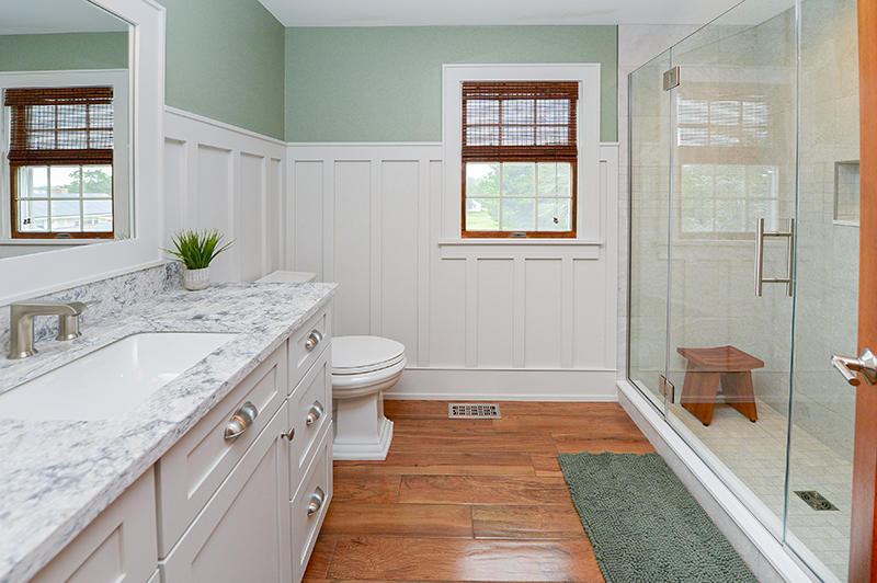 hall bathroom in mickleton nj